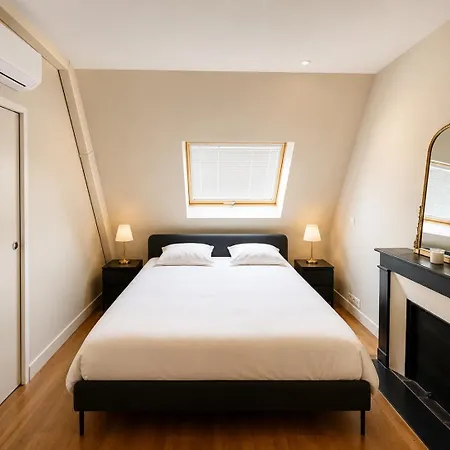 Apartment Champs-elysees Prestige 4 Bedrooms 12 Guests