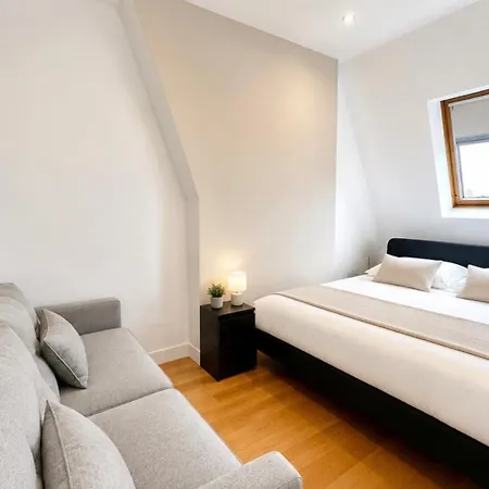 Apartment Champs-elysees Prestige 4 Bedrooms 12 Guests *